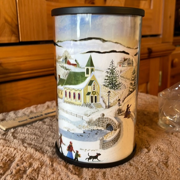 Partylite Express it Votive Luminary/Hurricane.2 inserts:Snow scene/pictures-NIB - Picture 1 of 11